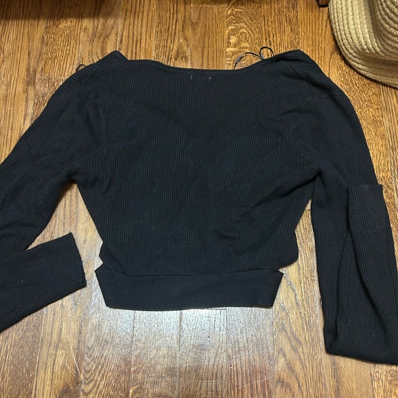 Garage Black Ribbed Top - Picture 7 of 7